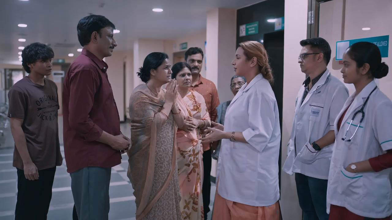 Kooki 2024 WebRip [Hindi] 480p, 720p ESub Screenshot