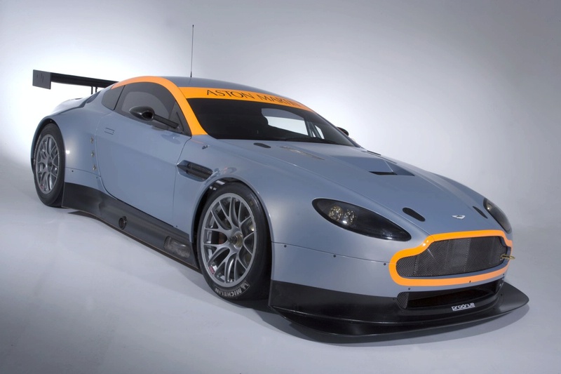 aston_martin_vantage_gt2_3