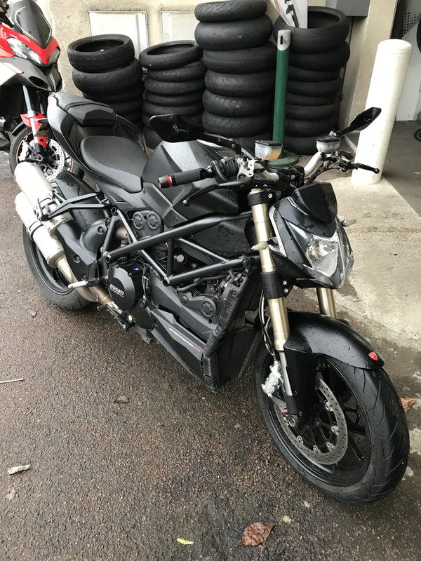 2019AE1B-FE56-467D-B07A-9251ABF5A100