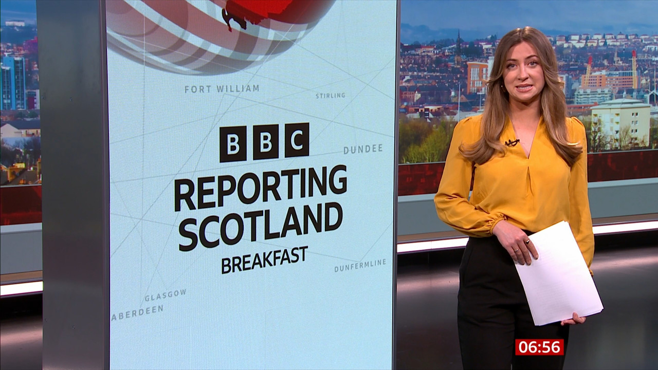 04.02 - 06.50.00 - Breakfast. The BBC's Breakfast programme features ....ts_snapshot_06.52.584