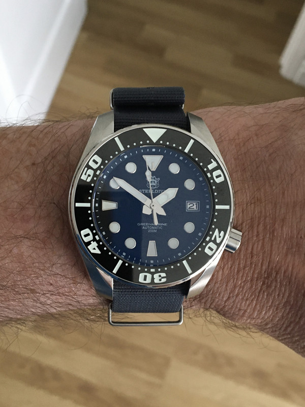 549BD11E-FDFF-484D-9D0C-EC755A31B9CA