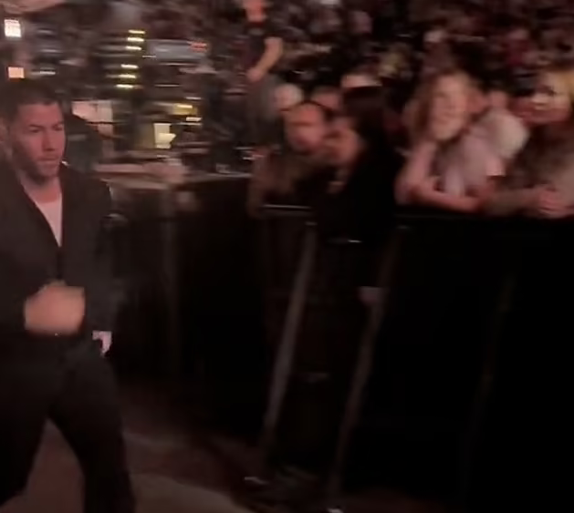 Screenshot-2024-10-16-at-13-27-19-Moment-Nick-Jonas-runs-off-stage-after-laser-is-pointed-at-him