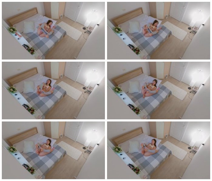 [Image: Watching-porn-on-the-phone-and-masturbating-2.jpg]
