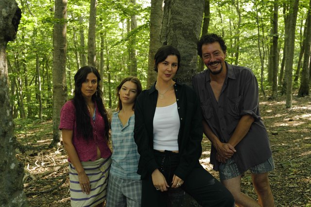 LA PELÍCULA “AGRESTES”, ÓPERA PRIMA DE BÁRBARA FARRÉ, EN RODAJE CON PRODUCCIÓN DE MIMOSA, SUMENDI Y LÁGRIMAS FILMS