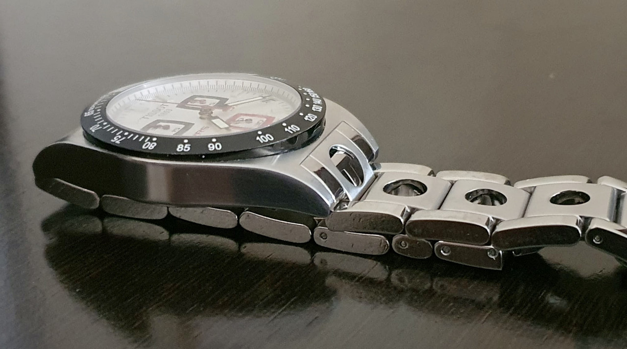 0A5C6B0E-5B7A-4B7F-91CF-FB317206E3E5