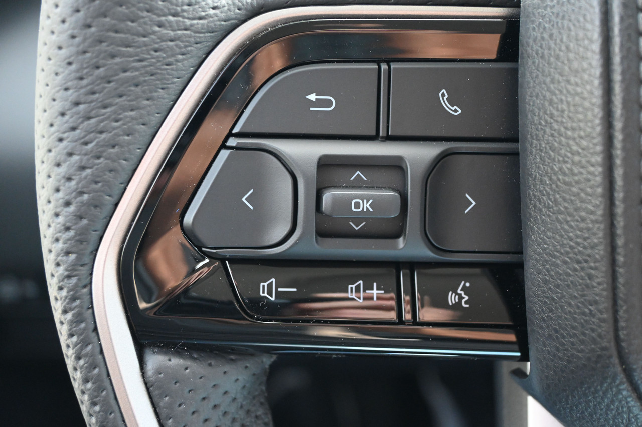 Vehicle thumbnail 15