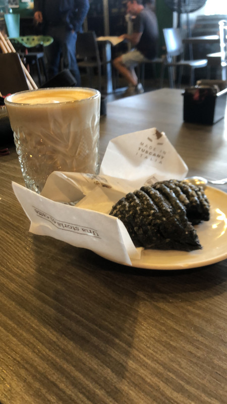 7F162A9A-2725-4BF6-B792-5AA7F5F525FB