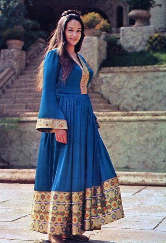 Olivia_Hussey_a86