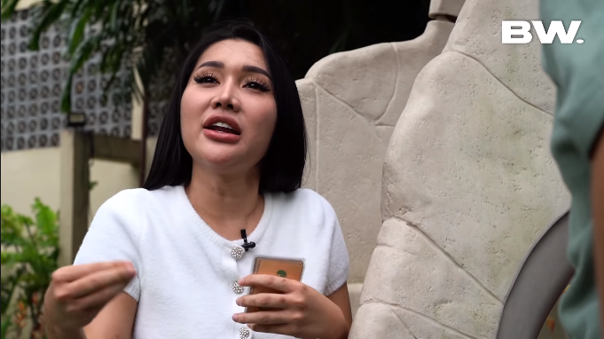 Lucinta Luna kenang momen didekati bule tak dikenal