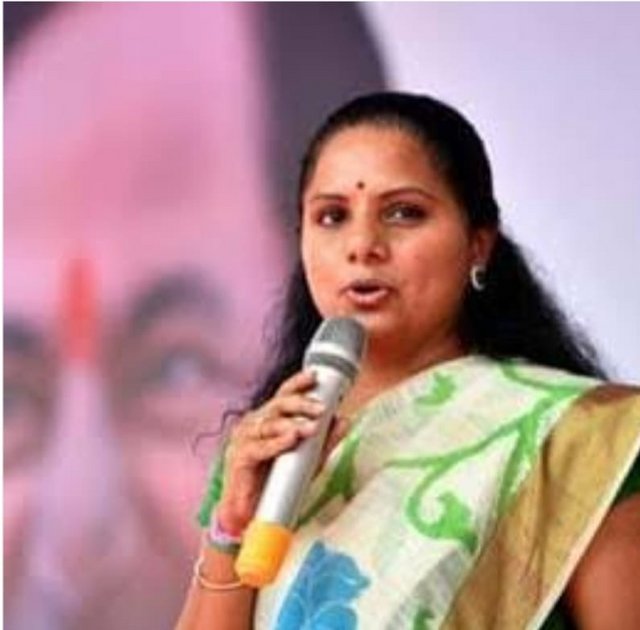కాంగ్రెస్ తప్పుడు ప్రచారం పై కవిత దశాబ్ది ఉత్సవాల్లో వ్యాక్యాలు… కాంగ్రెస్ తప్పుడు ప్రచారం పై కవిత దశాబ్ది ఉత్సవాల్లో వ్యాక్యాలు…