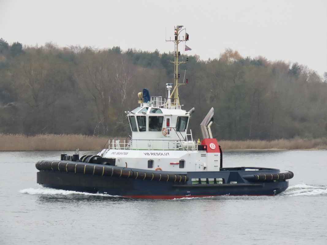 2DA402C7-FFCB-49B8-9DDB-4DF7D20FA351