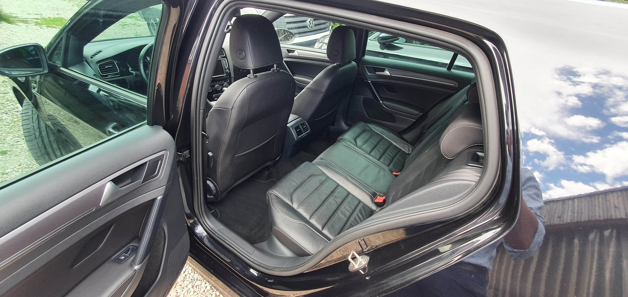 19BD6F75-9159-420F-B335-F8E5863188E6