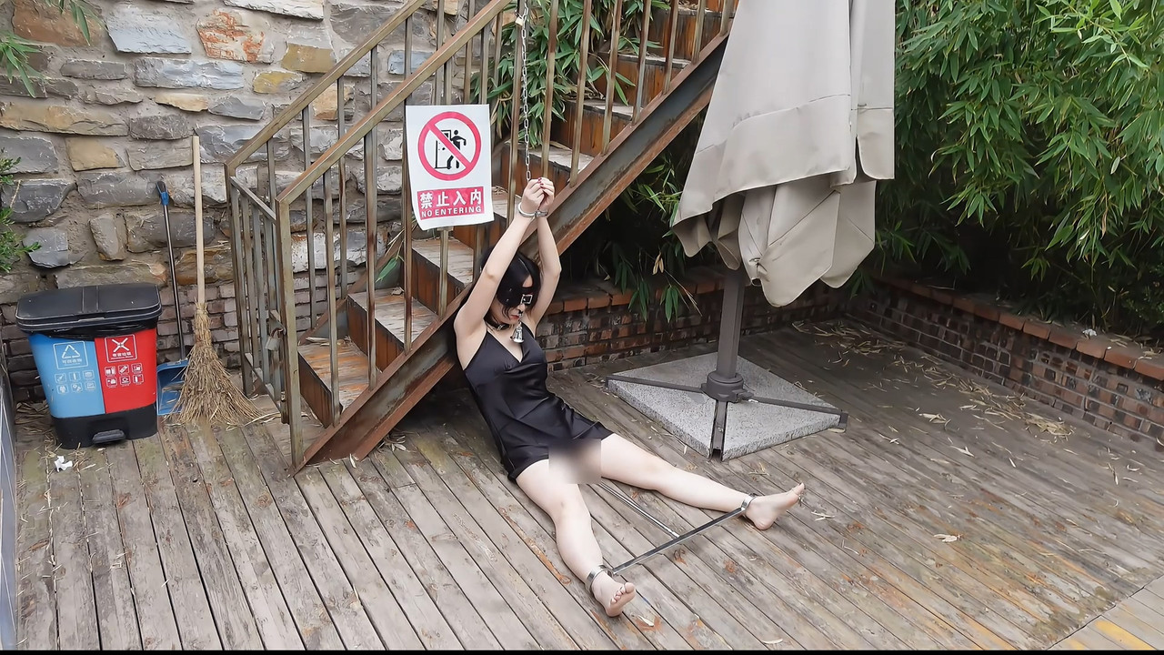 白城原创 人妻惩戒所若若篇.mp4_20241029_185225.149