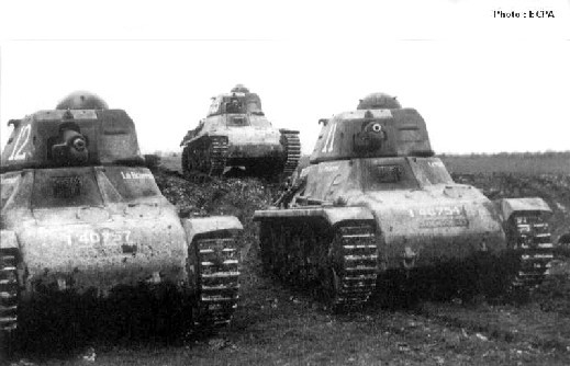 Tanques del Ejército francés Hotchkiss H35