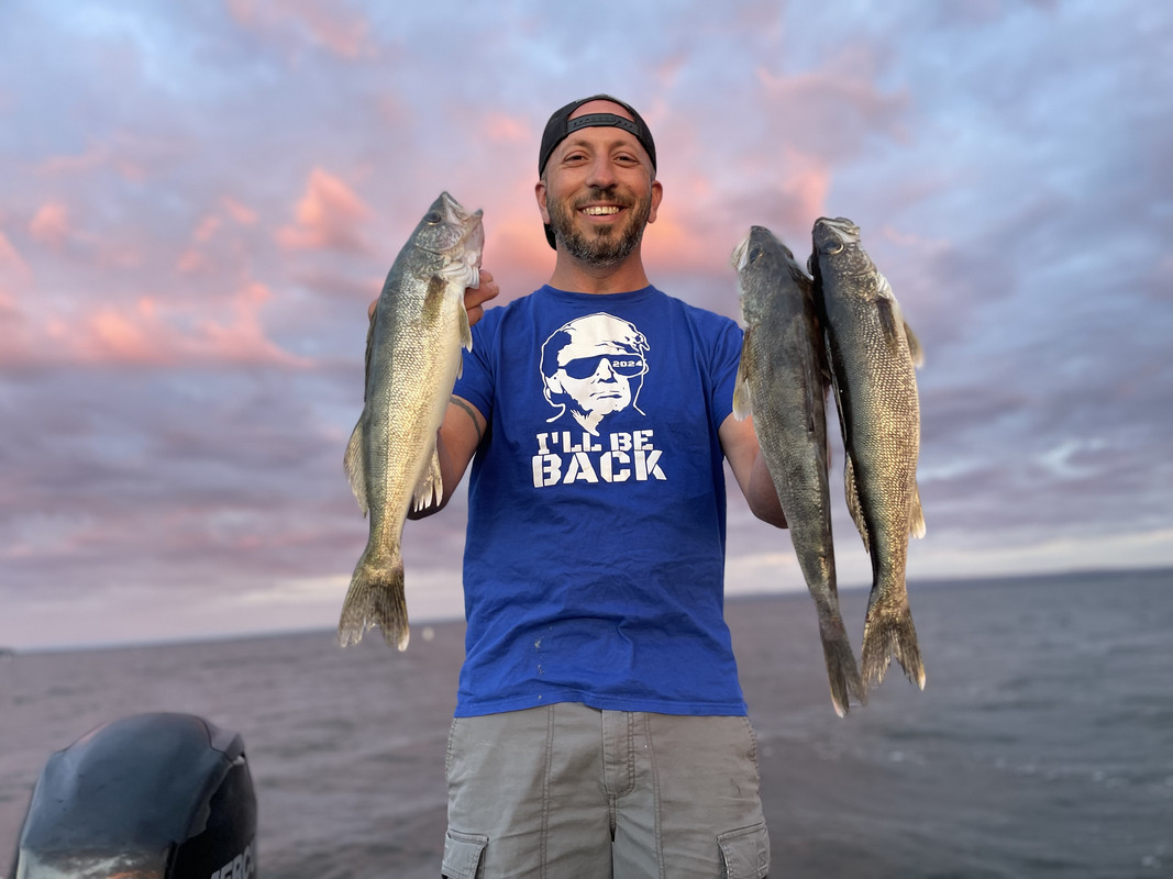 8BC10072-52AA-4A85-8B17-A9072E9E86DE