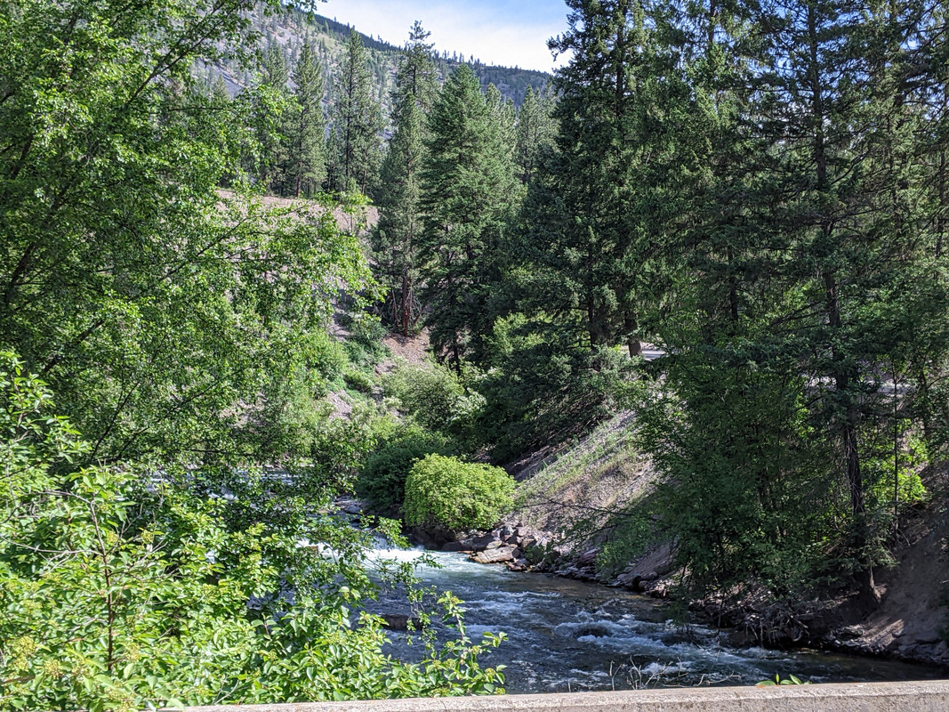 fish creek in the Lolo RR bridge rapid 2