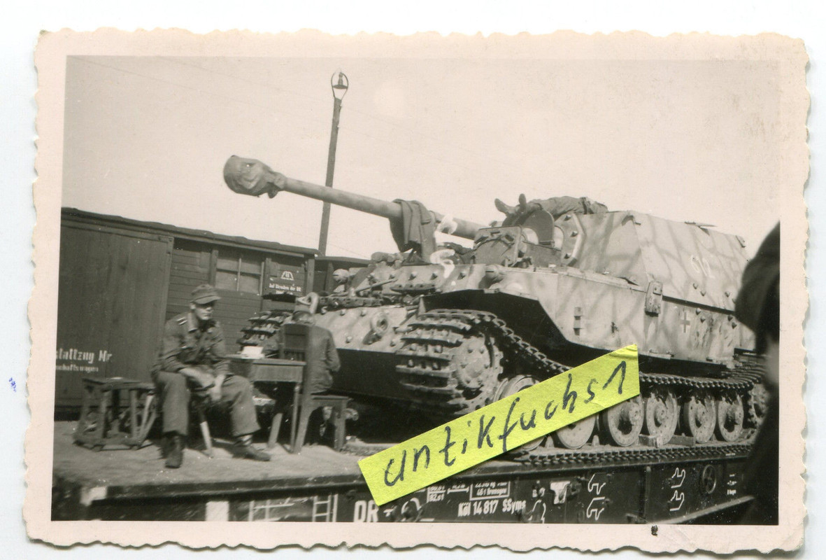 Jagdpanzer Tiger (P) Elefant Ferdinant mit 612 a