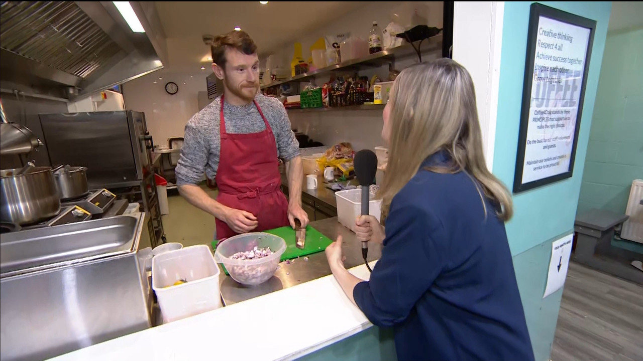 12.08 - 18.00.00 - ITV News Granada Reports. All the latest news, spo....ts_snapshot_16.49.585