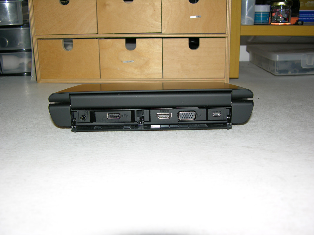 King Jim Portabook XMC10 Netbook UMPC Laptop 701C Windows 10 BT