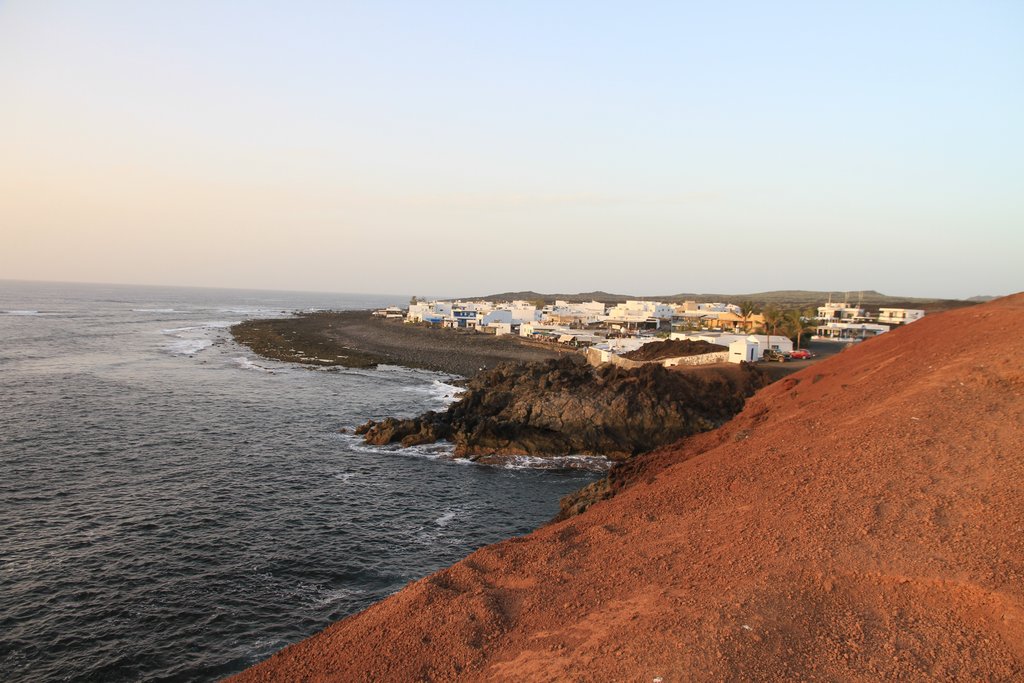 Lanzarote: pisar la Luna sin dejar La Tierra - Blogs de España - LANZAROTE: la suerte del allegado en tiempos de covid. CLICOS-HERVIDEROS Y YAIZA (6)