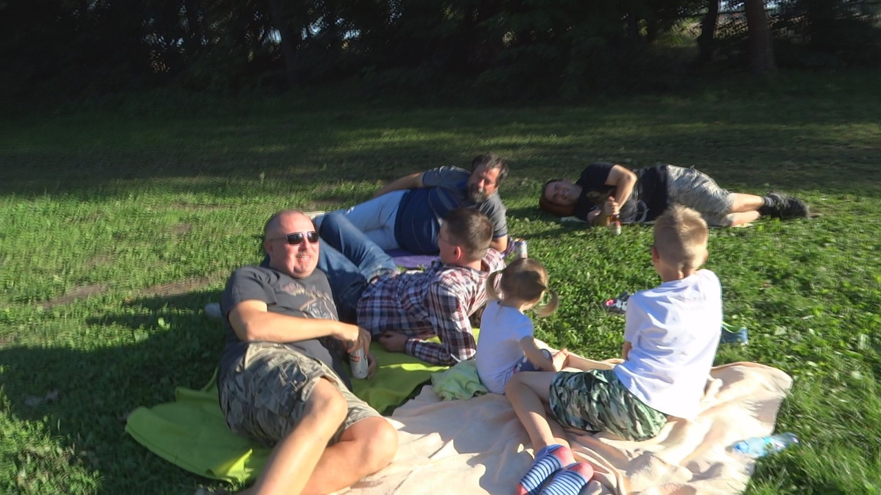 32.01 - Odpoczynek na kempingu_000013