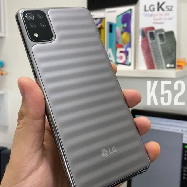 Smartphone LG K52 64GB, Tela de 6.6”, Câmera Traseira Quádrupla, Android 10, Inteligência Artificial e Processador Octa-Core