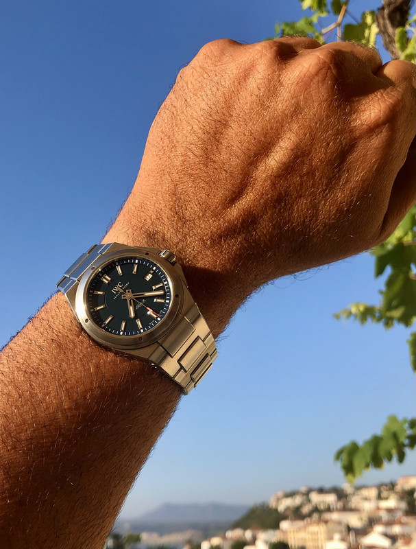 07B91765-D0F0-4E39-8B4A-ED1ECBC6AF67