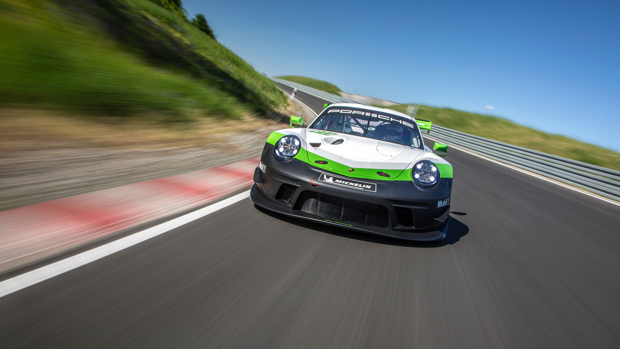 high_porsche_911_gt3_r_2019_porsche_ag (1)