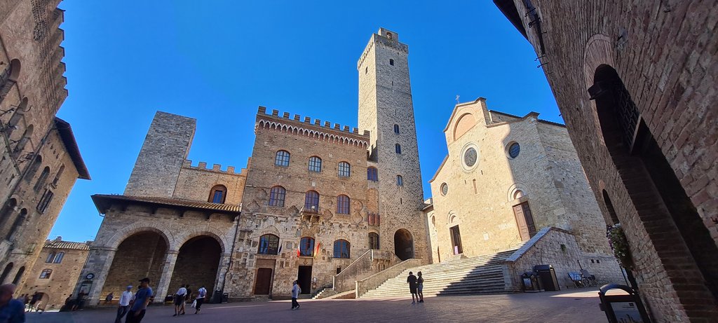 San Gimignano Y Certaldo: helados con copyrigth y la cuna de Bocaccio - La Toscana 2022: entre termas y cipreses (1)