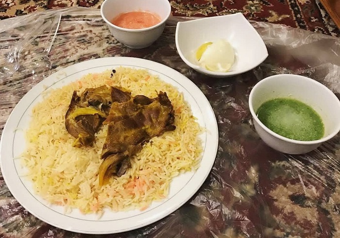 Mandi lahm, menu favorit di Restaurant Kamanana, Bogor.
