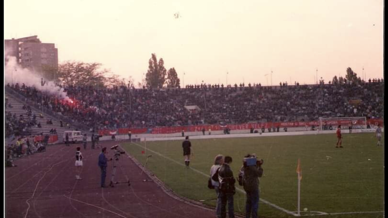 1E4DD729-CF56-4797-8686-9BBC603AFF92