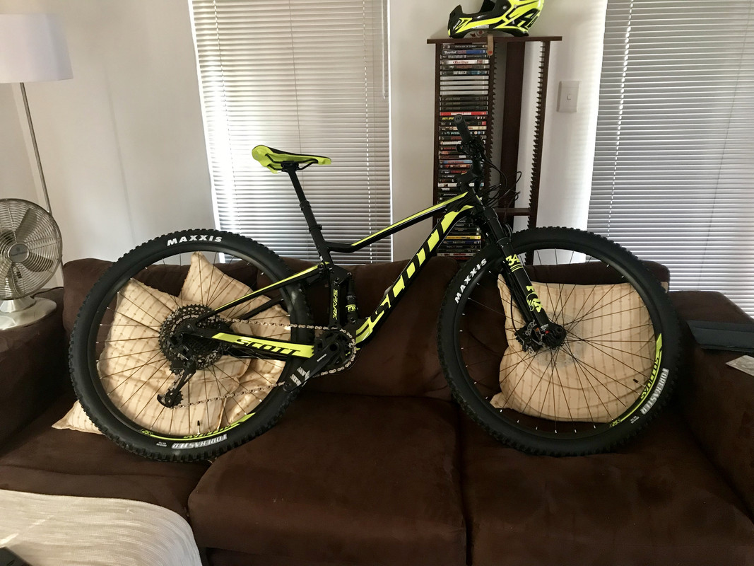 C7CA4FCE-D8EA-409B-806C-B5A9058287F3