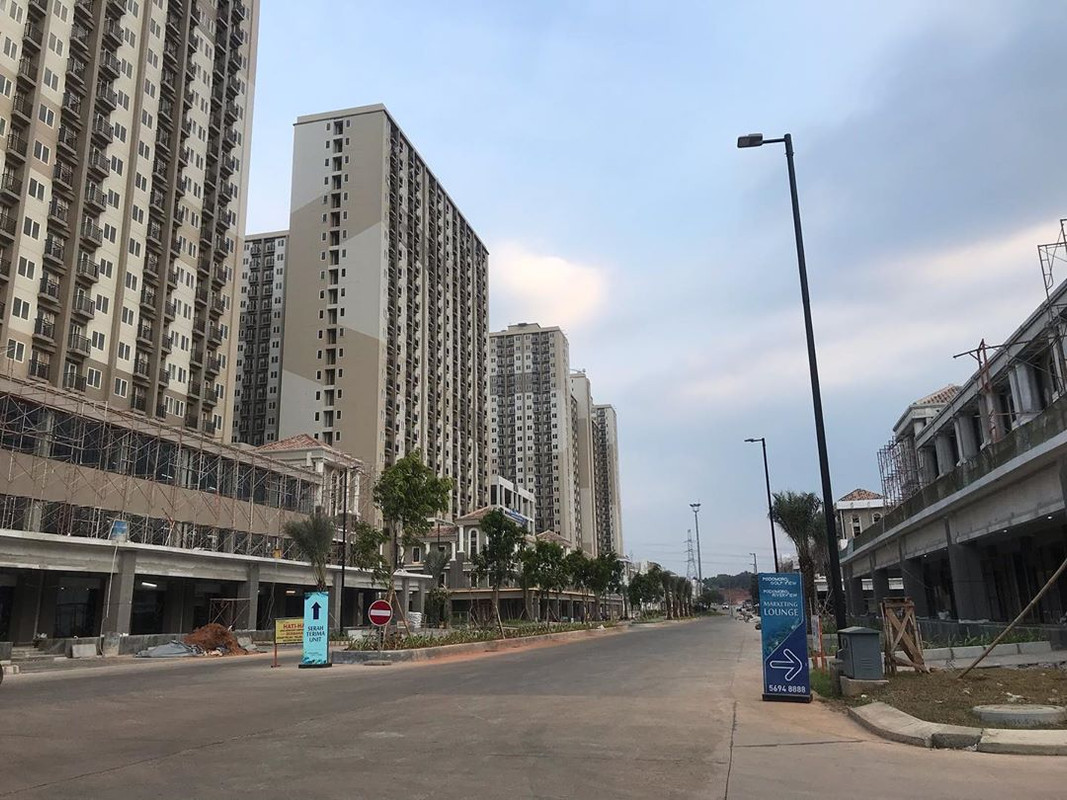 excozuxx_street___B0NPO7YA7Uh___