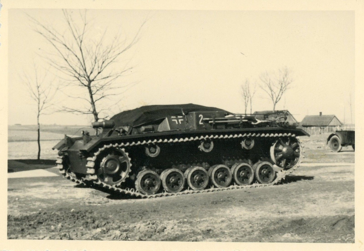 Russland StuG Sturmgeschütz Tank Sturmartillerie