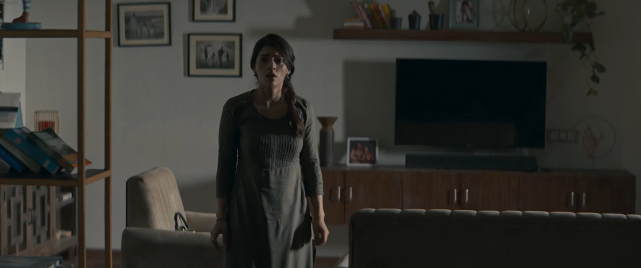 Indra 2025 WebRip [Tamil] 480p 720p ESub Screenshot
