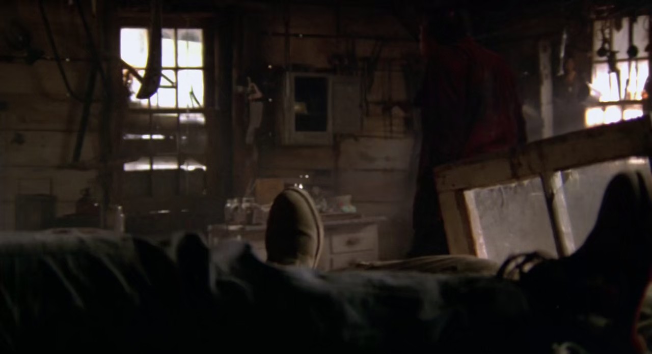 Wrong-Turn-2003-Blu-Ray-Hindi-English-720p-10bit-x265-HEVC-AAC-5-1-ESub-mkv-0004