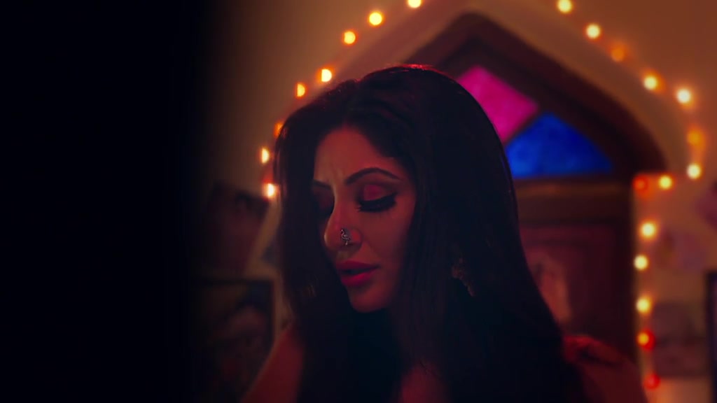 [Image: Ratri-Ke-Yatri-2020-S01-hot-scenes-103.jpg]
