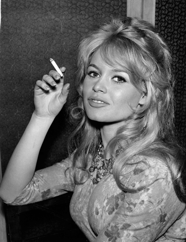 Bardot_Brigitte_mc64