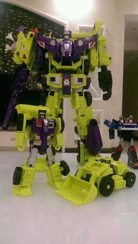 11295719_836339273119150_1577879567347827070_n