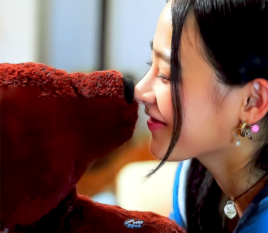 A4C3A916-0052-451B-B1B6-981D7C785163