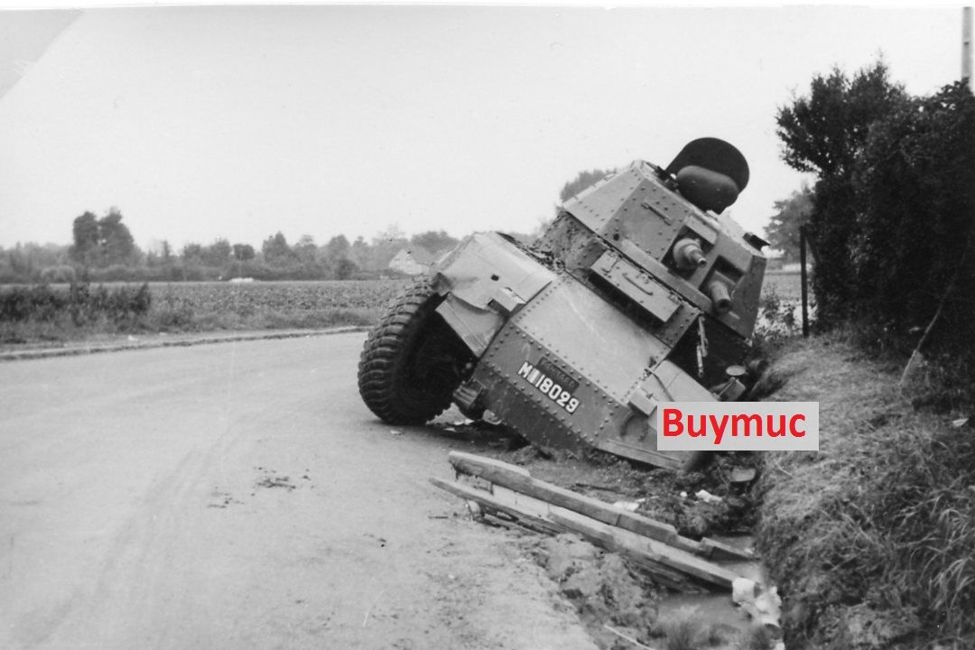 Foto belgien zerstört panzerspähwagen panzer tan