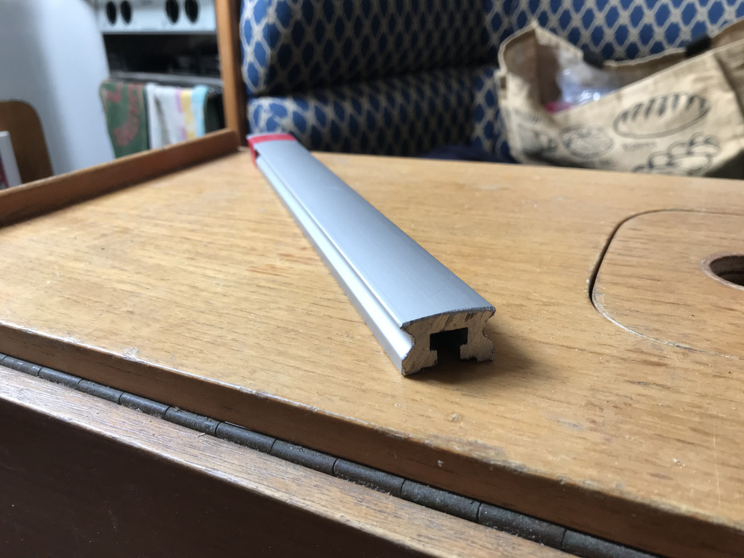 04EC21F6-E836-4EAC-8683-9E05874756A8