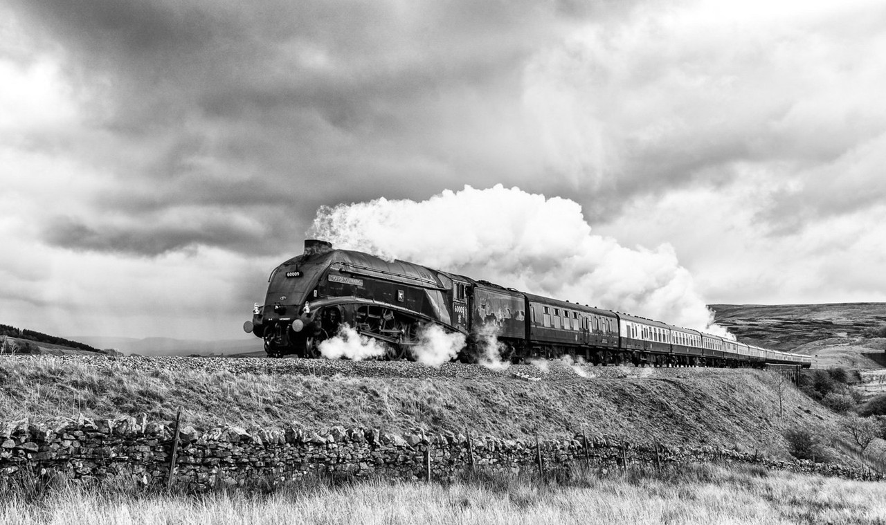 blacknwhite-steam-train-york-carlisle-dis.jpg