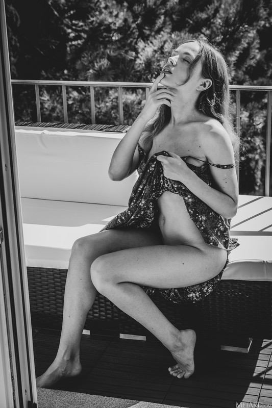 MetArt_Shine-Bright_Rinna-Ly_high_0132