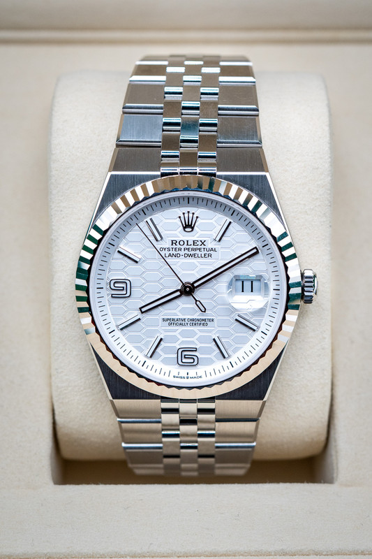 2025 Rolex Land‑Dweller 40 – Ref. 127334 – Stainless Steel – Brand