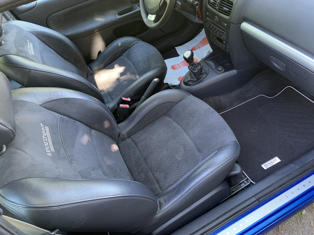 0C94443B-3FE5-4D16-8489-39B1663CE0D2