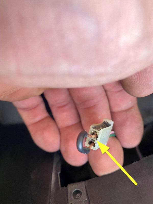 sym_chk_light_test_switch