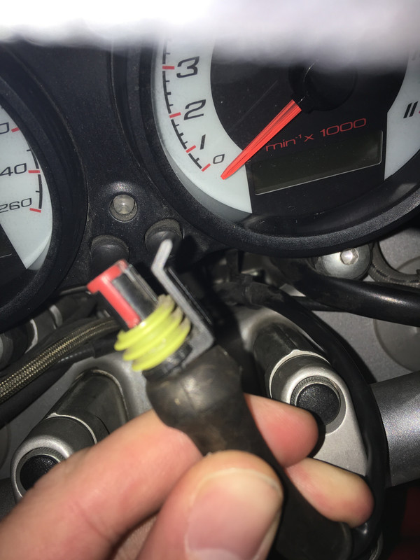 A3866D13-1C7B-4D4D-94DF-080206036743