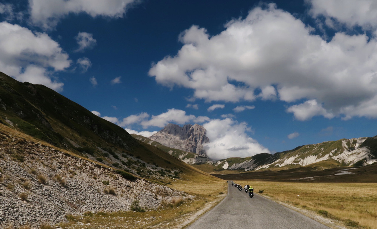 3A2F55C0-FD8A-4D26-A167-B428738CDBB3