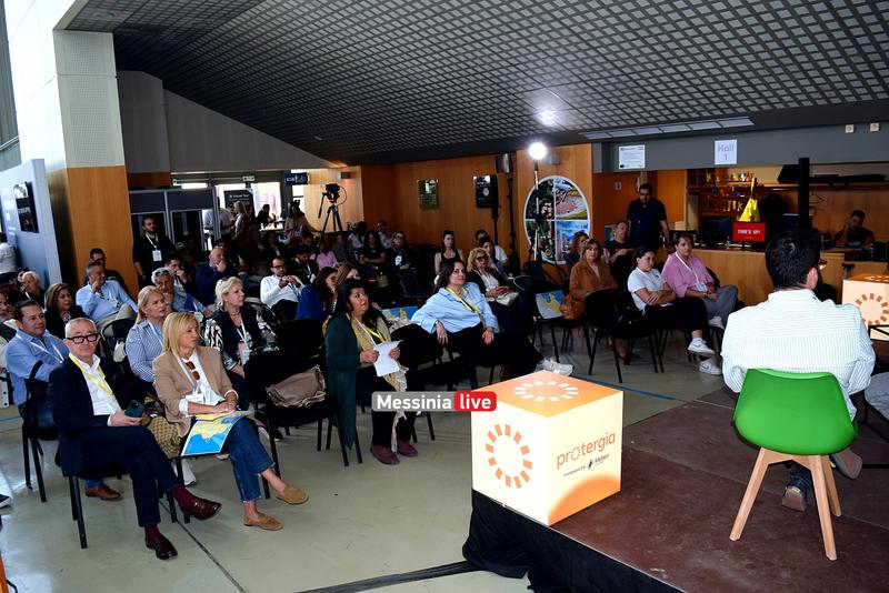 FORUM-4DSC-0843